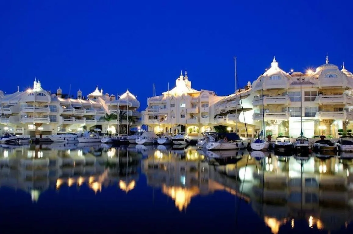 Lejlighed New Waterfront Gem W Rooftop Pool-Puerto Marina Benalmádena Spanien